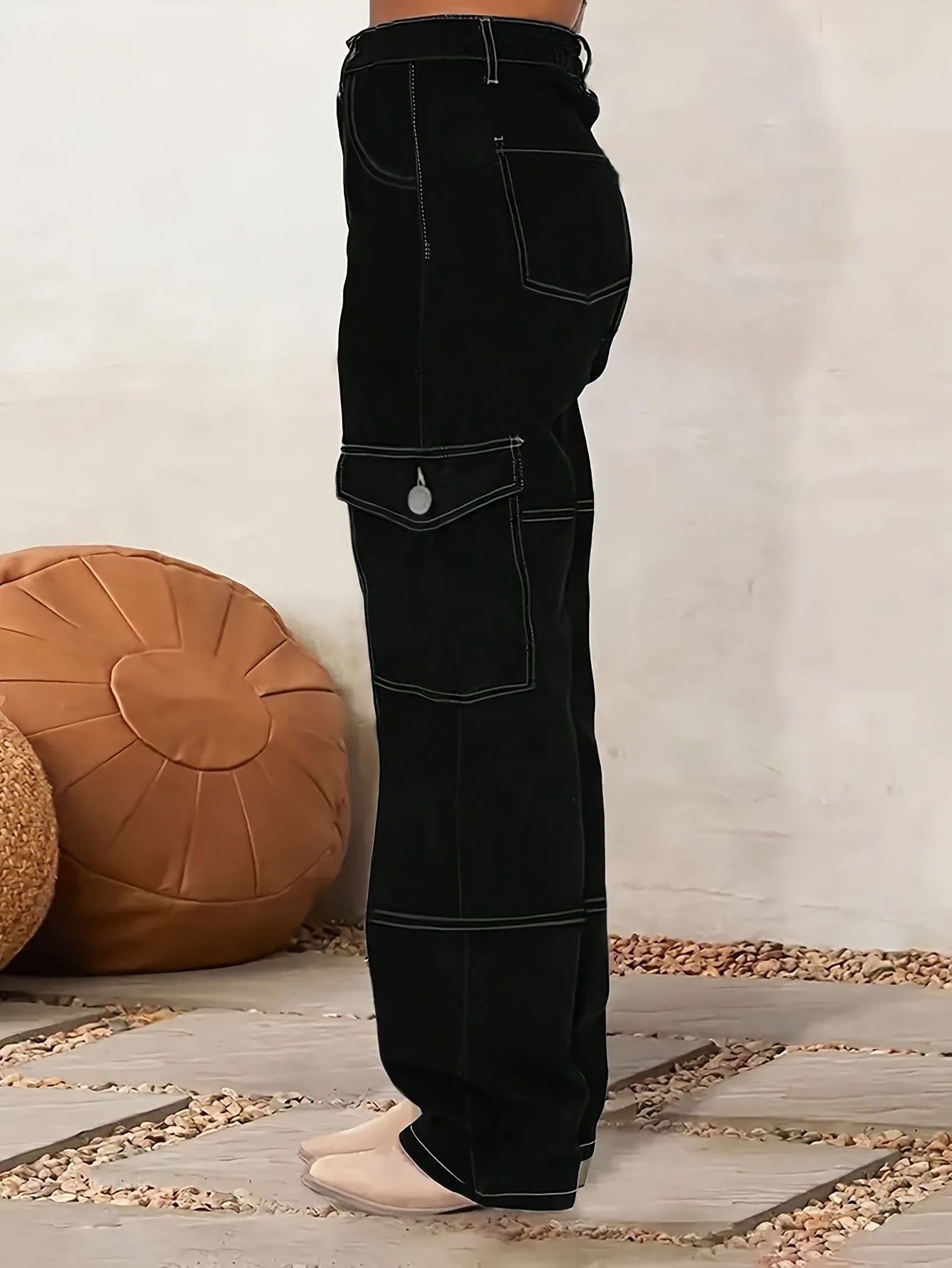 Women's High-Waisted Wide Leg Cargo Jeans with Flap Pockets - Loose Fit Y2K & Kpop Style, Black Straight Leg Denim for Casual Wear, Everyday Fashion Pants | Fashionforward Denim | Nonstretch Denim, Chicsale